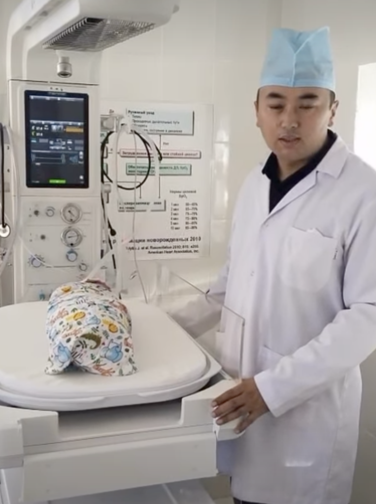 Ағымдағы жылдың қараша айының басында облыстық денсаулық сақтау басқармасының қолдауымен біздің ауруханаға заманауи ашық реанимациялық кешен орнатылды. #2